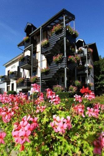 Hotel Val De La Cascade Ставело Экстерьер фото