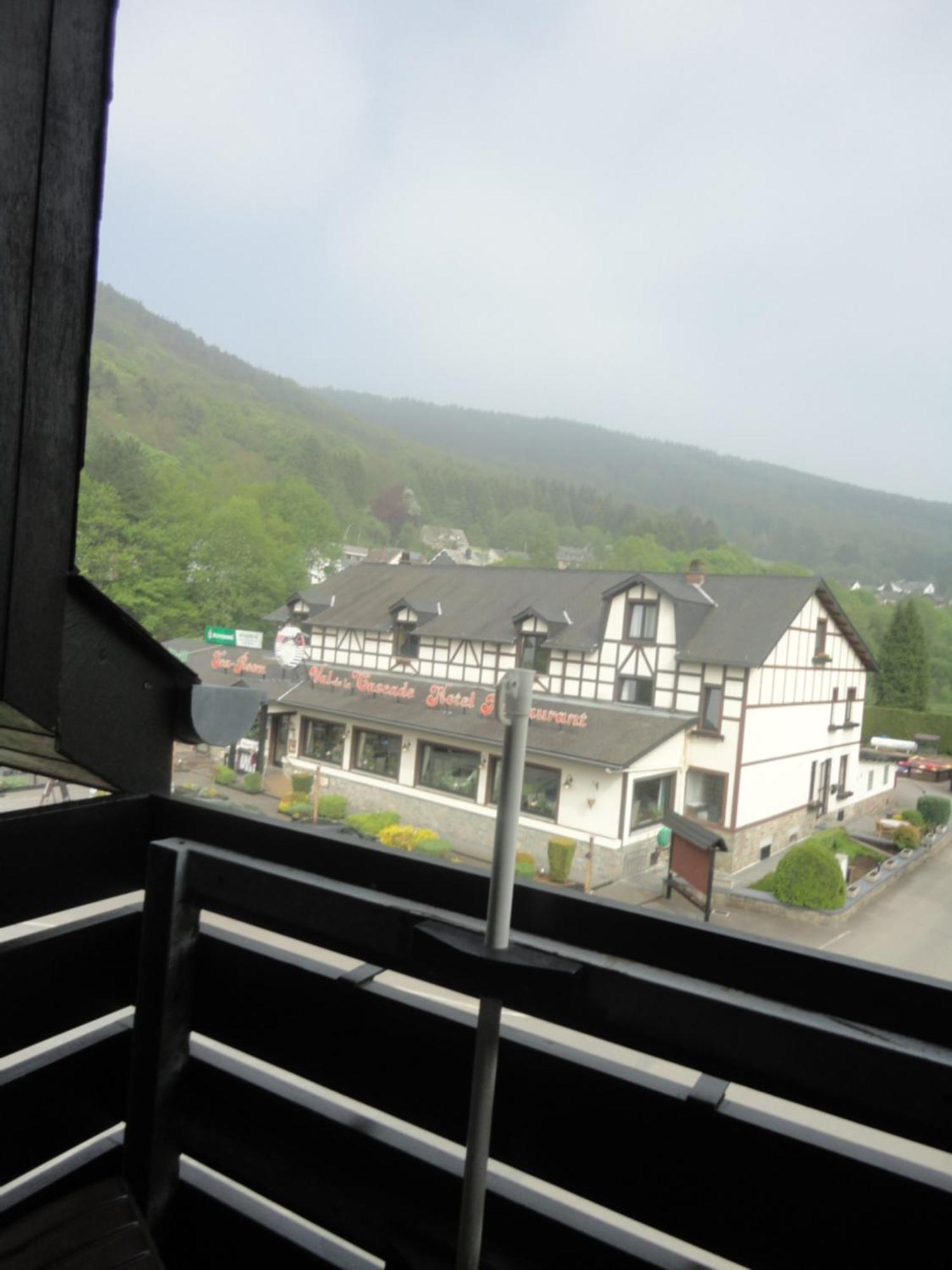 Hotel Val De La Cascade Ставело Экстерьер фото